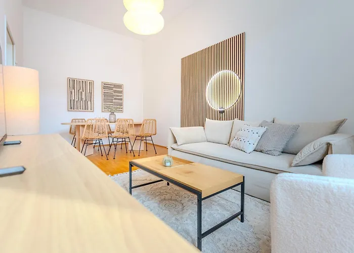 Apartmán Hakuna Cozy-living Center - Free Parking *