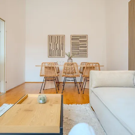 Hakuna Cozy-living Center - Free Parking Daire Graz